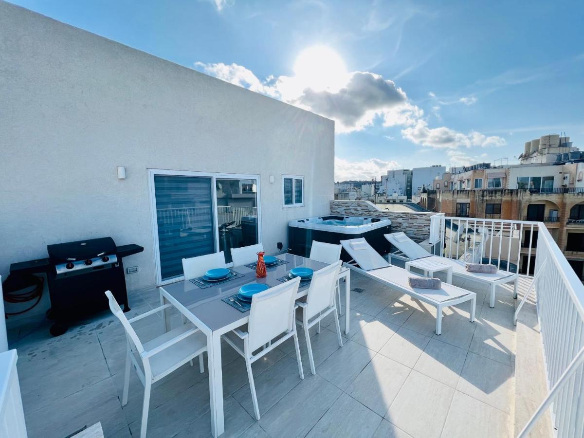 Poseidon Court Penthouse Superior Apartment St. Paul's Bay Exterior photo