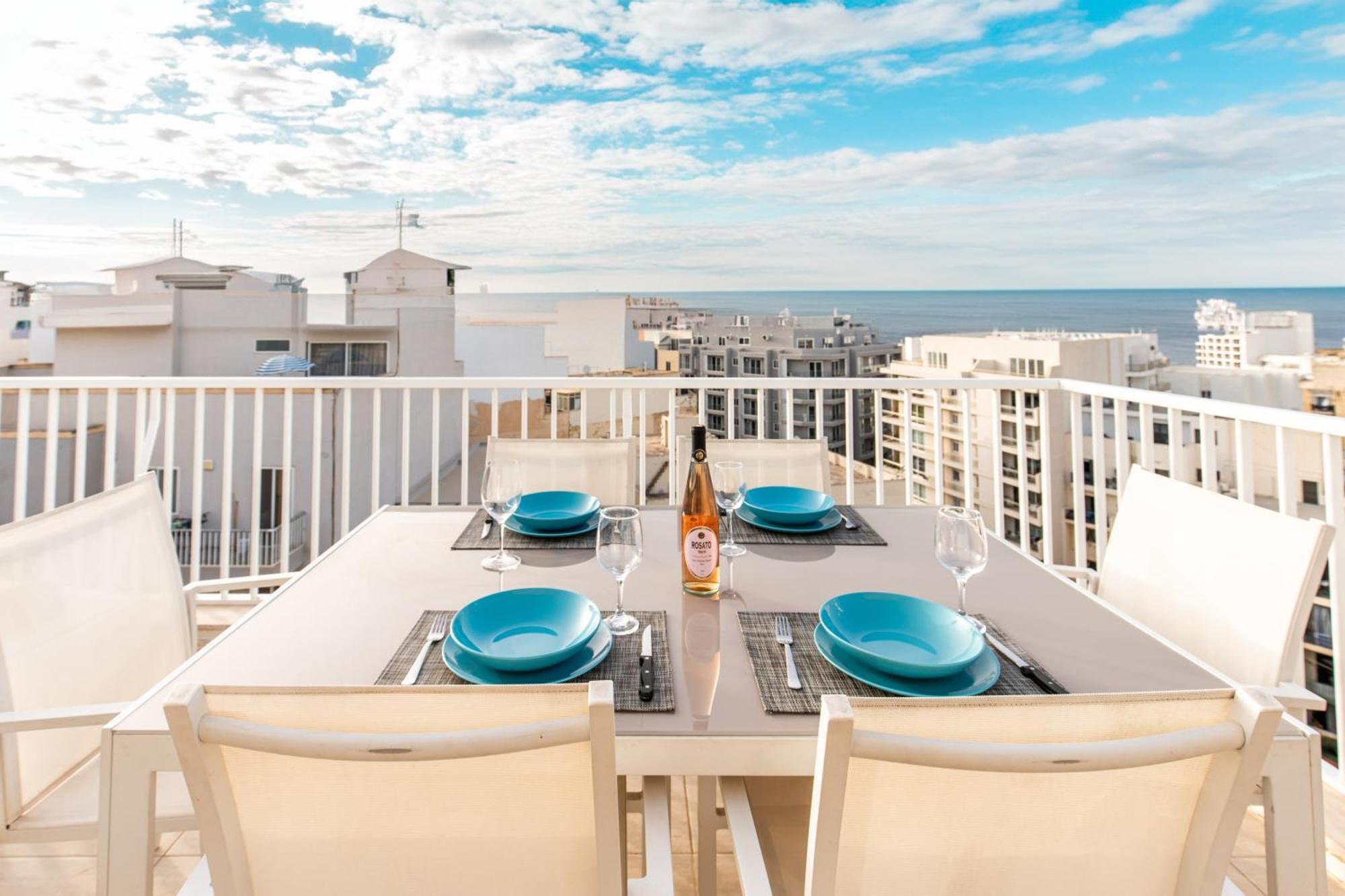Poseidon Court Penthouse Superior Apartment St. Paul's Bay Exterior photo