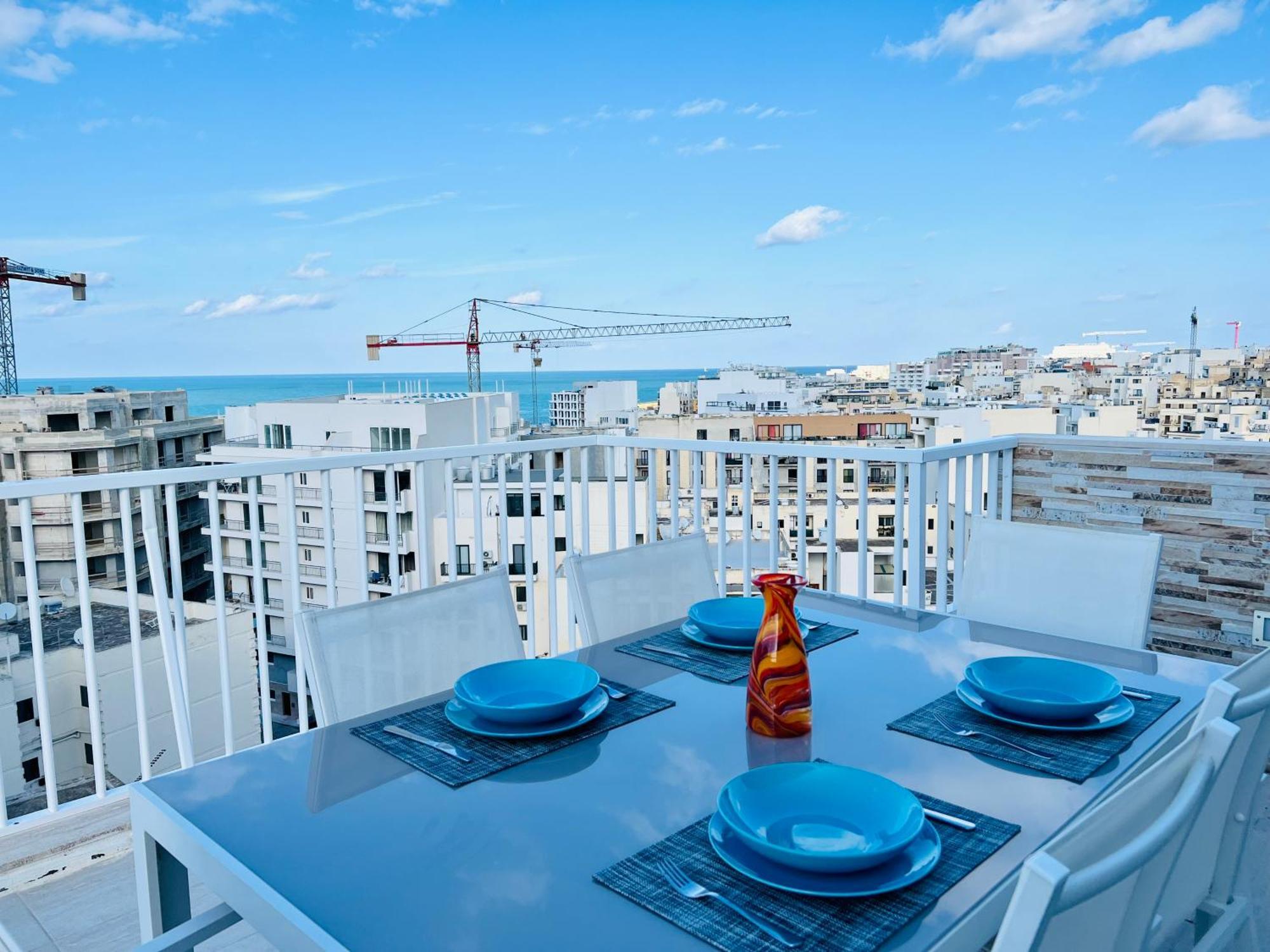 Poseidon Court Penthouse Superior Apartment St. Paul's Bay Exterior photo