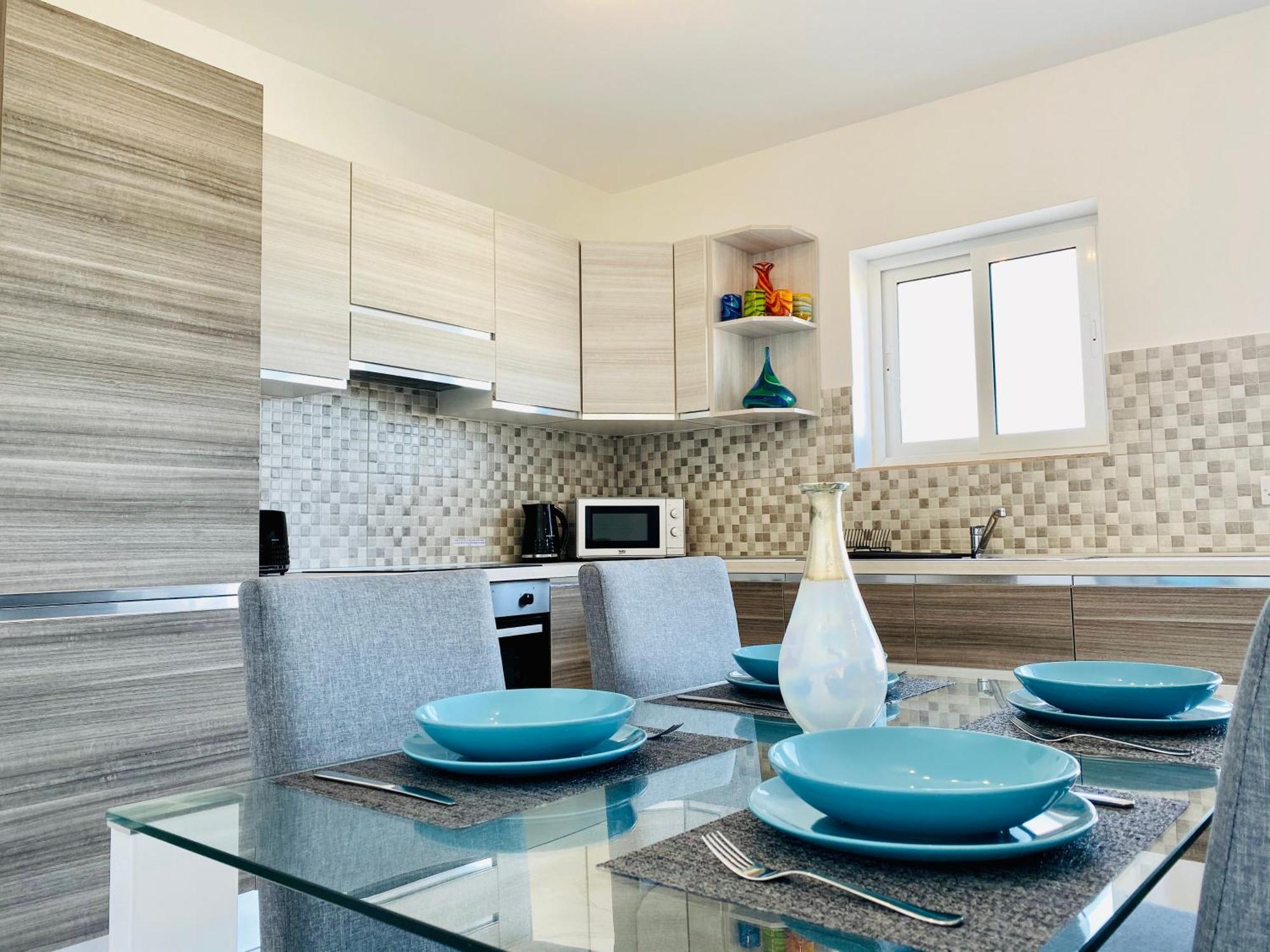 Poseidon Court Penthouse Superior Apartment St. Paul's Bay Exterior photo